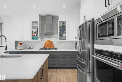 Interior photo 3 of 34 RIVERHILL CR