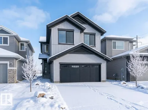 911 18 AV NW, Edmonton - $709,900