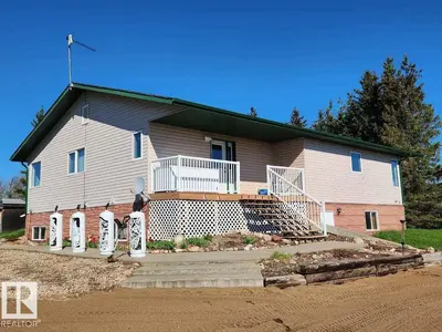 Interior photo 1 of 10315 TWP ROAD 612