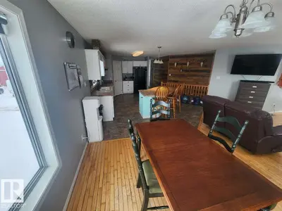 Interior photo 4 of 10315 TWP ROAD 612