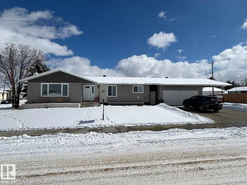 4307 47 ST, Drayton Valley - $379,000