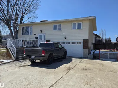 Interior photo 1 of 4804 BECKETT RD