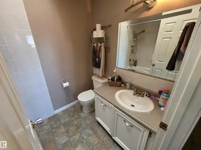 Interior photo 2 of 4804 BECKETT RD