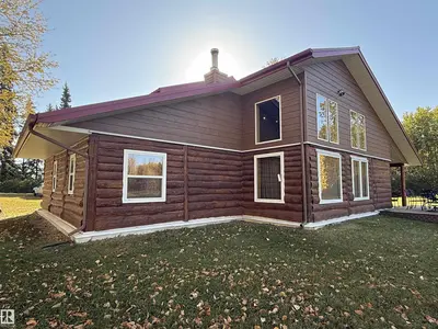 Interior photo 2 of 63218 Range Road 254