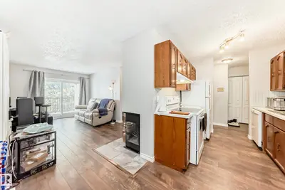 Interior photo 2 of #305 14004 26 ST NW