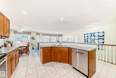 Interior photo 2 of 17 SPRINGFIELD CR