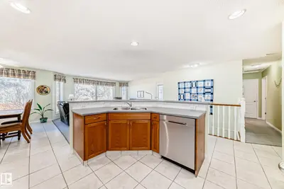 Interior photo 3 of 17 SPRINGFIELD CR