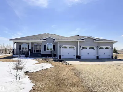 Interior photo 1 of 25221 TWP ROAD 594