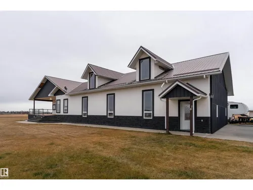 18 59515 RGE RD 260, Rural Westlock County - $679,900