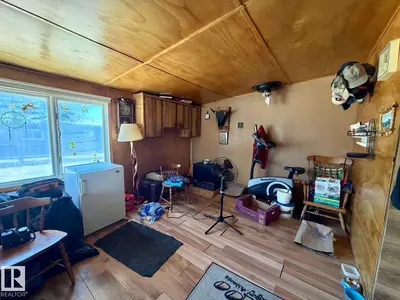 Interior photo 2 of 306 HWY 13 W
