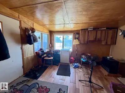 Interior photo 3 of 306 HWY 13 W