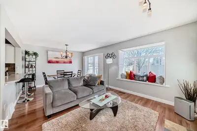 Interior photo 2 of #16 200 ERIN RIDGE DR