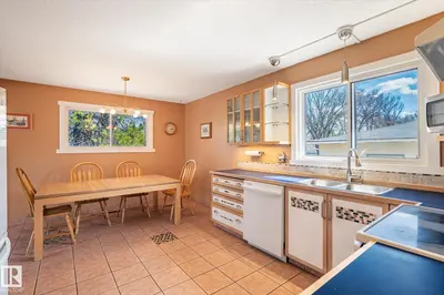 Interior photo 2 of 30 FARMSTEAD AV