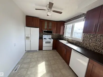 Interior photo 4 of 5625 137 AV NW