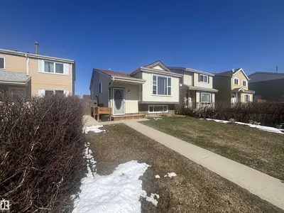 Interior photo 1 of 104 BIRCH DR