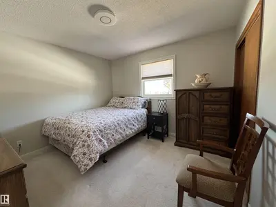 Interior photo 3 of 5027 51 AV