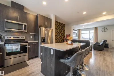 Interior photo 3 of #117 804 WELSH DR SW