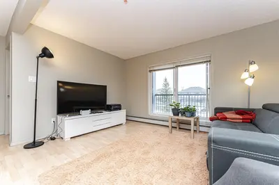 Interior photo 3 of #219 646 MCALLISTER LO SW