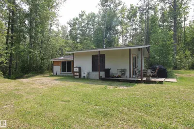Interior photo 3 of 29 5124 TWP ROAD 554