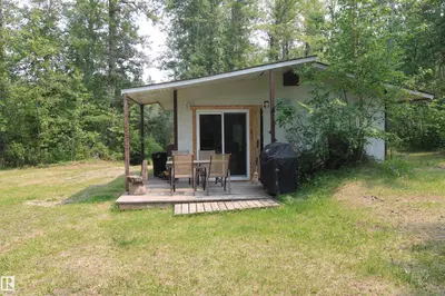 Interior photo 1 of 29 5124 TWP ROAD 554