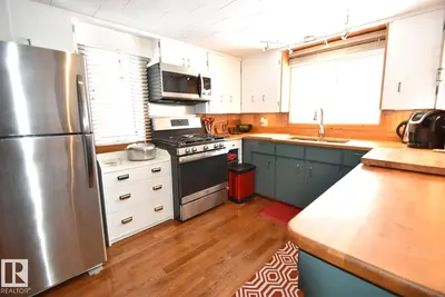 Interior photo 1 of 1214 Birch Crescent (Skeleton Lake)