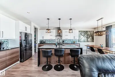 Interior photo 2 of 5263 47 Ave