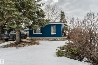 Interior photo 1 of 4823 10 AV NW