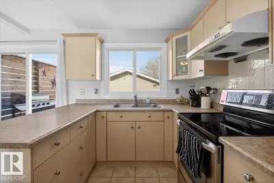 Interior photo 4 of 13508 81 ST NW