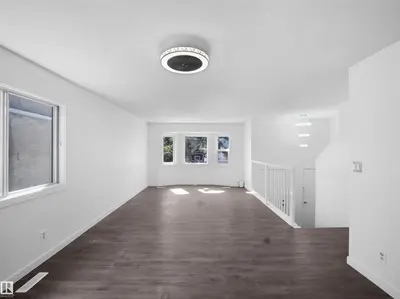 Interior photo 2 of 3608 33 AV NW