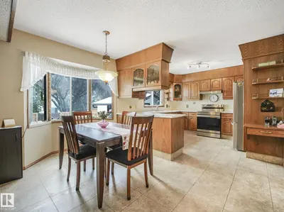 Interior photo 3 of 6106 37A AV NW