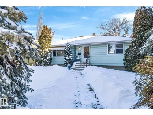 10631 147 ST NW, Edmonton - $479,000