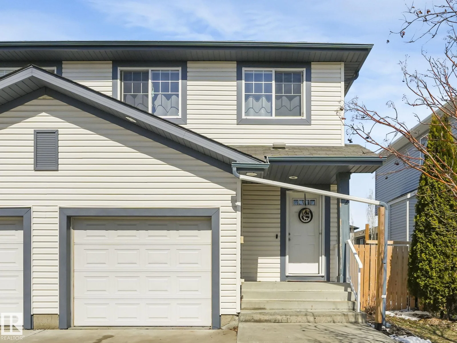 32 CARAGANA WY, Fort Saskatchewan - 3 bedroom Duplex for sale