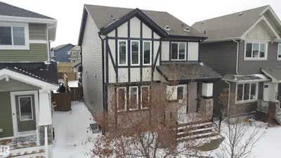 Interior photo 1 of 3609 WEIDLE BEND BN SW