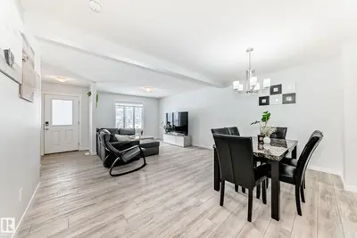 Interior photo 2 of 2505 14 AV NW