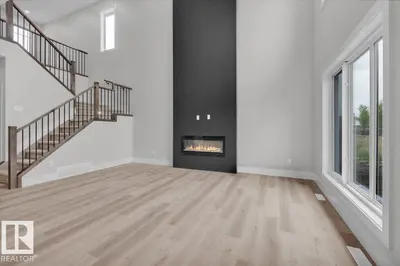 Interior photo 2 of 8915 Mayday WY SW