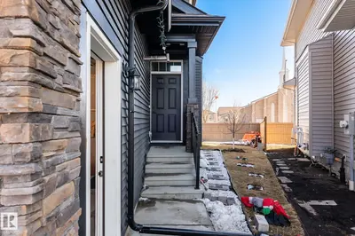 Interior photo 1 of 6607 50A AV