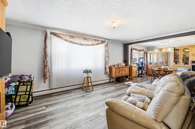 Interior photo 2 of 3920 35A AV