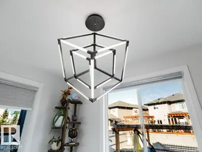 Interior photo 4 of 5701 RUE EAGLEMONT