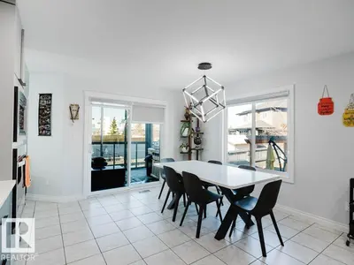 Interior photo 3 of 5701 RUE EAGLEMONT