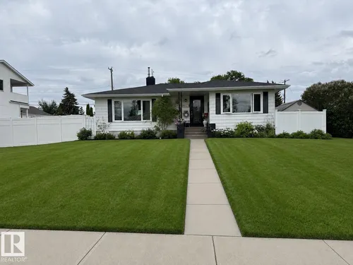 10912 50 ST NW, Edmonton - $698,000