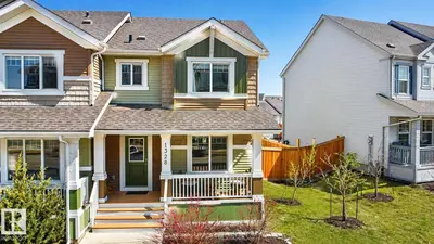 Interior photo 1 of 1328 CHAPPELLE BV SW