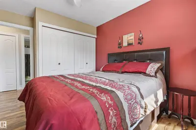 Interior photo 3 of 5003 38 ST