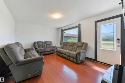 Interior photo 2 of 6130 HGHWAY 16