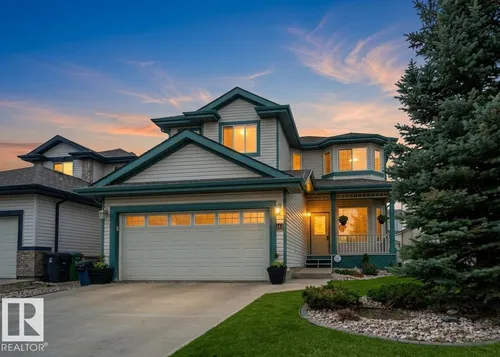 243 HILLIARD GREEN GR NW, Edmonton - $600,000