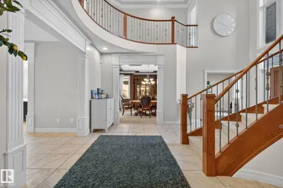 Interior photo 2 of 918 HOLLINGSWORTH BN NW