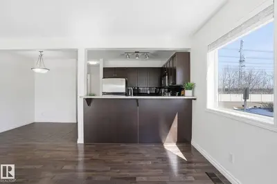 Interior photo 2 of #41 230 EDWARDS DR SW