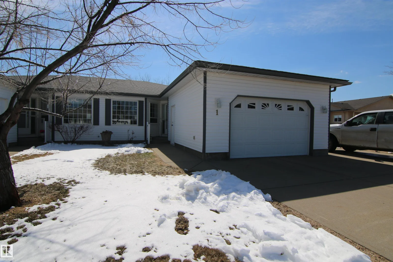 1 CENTURY VILLAS CL, Fort Saskatchewan - 2 bedroom Duplex for sale