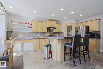 Interior photo 2 of 28 ENCINO CL