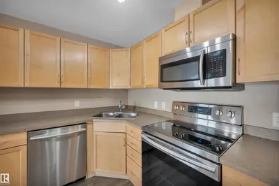 Interior photo 3 of #238 2096 Blackmud Creek DR SW