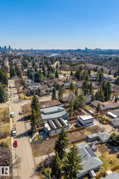 Interior photo 3 of 14013 101 AV NW